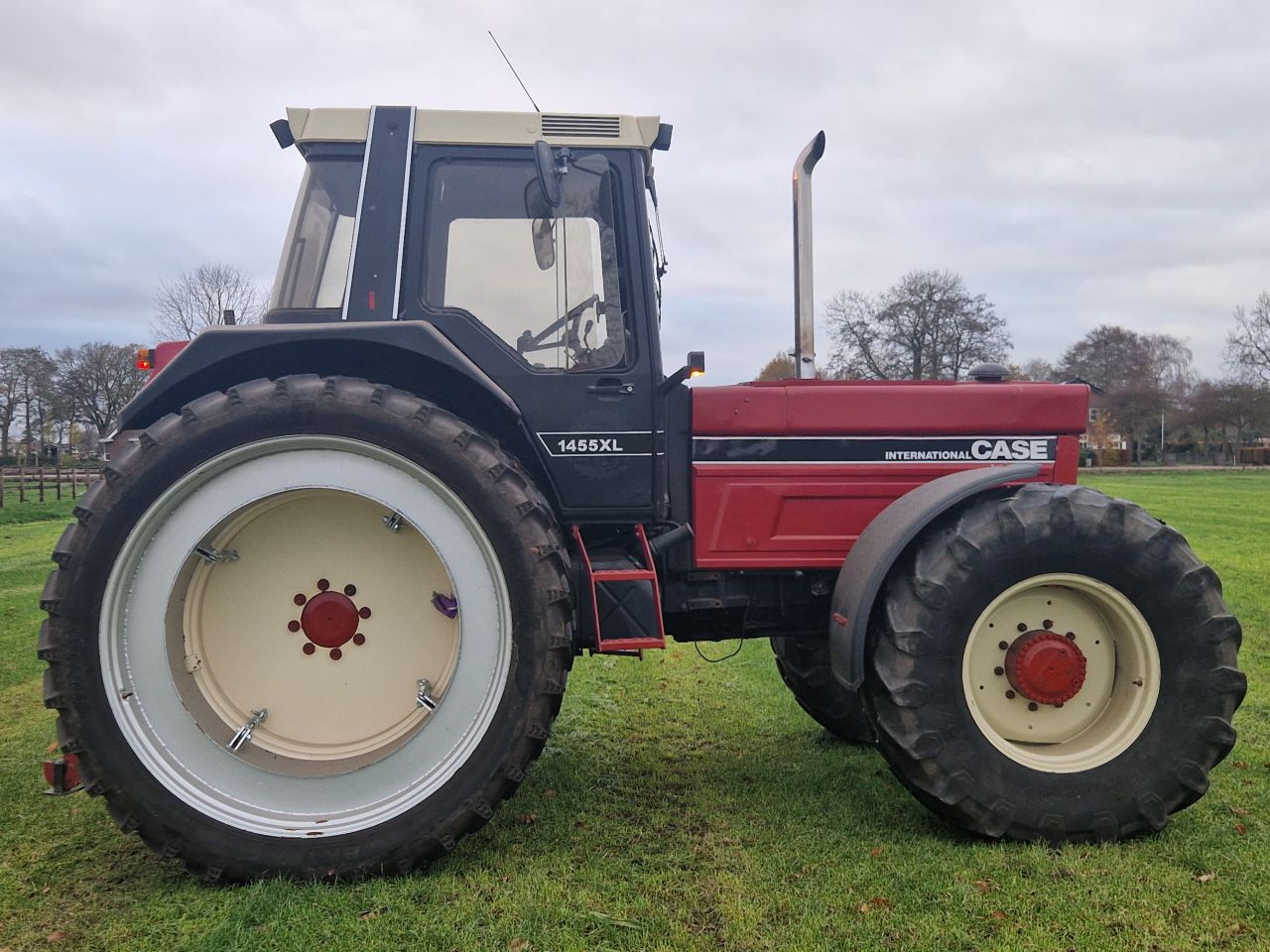 Case internationaal 1455 XL 1455