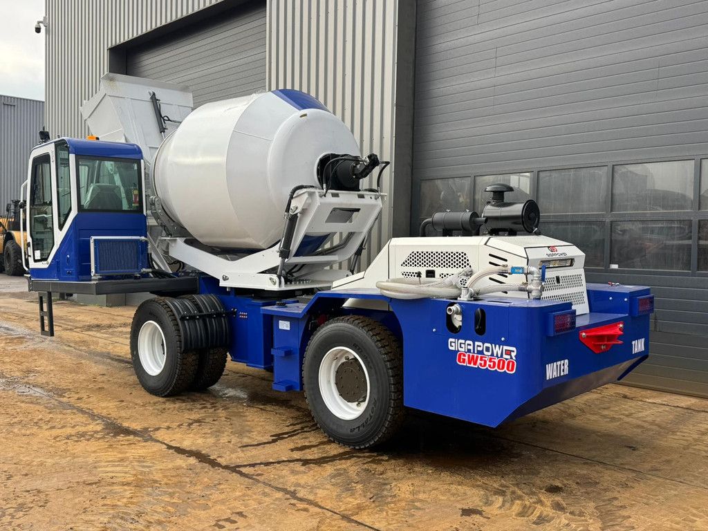Giga power GW5500 4x4 Self Loading Concrete Mixer