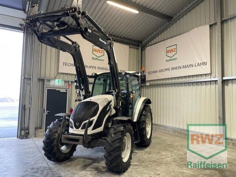 Valtra A114 H