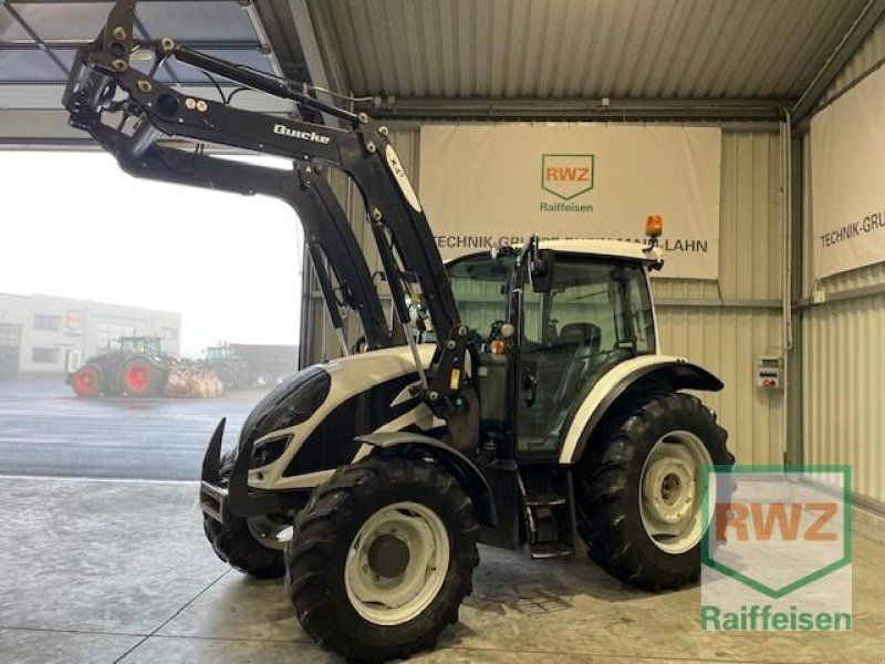 Valtra A114 H