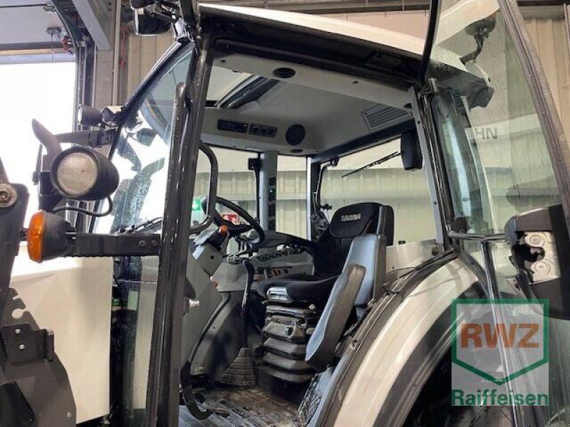 Valtra A114 H