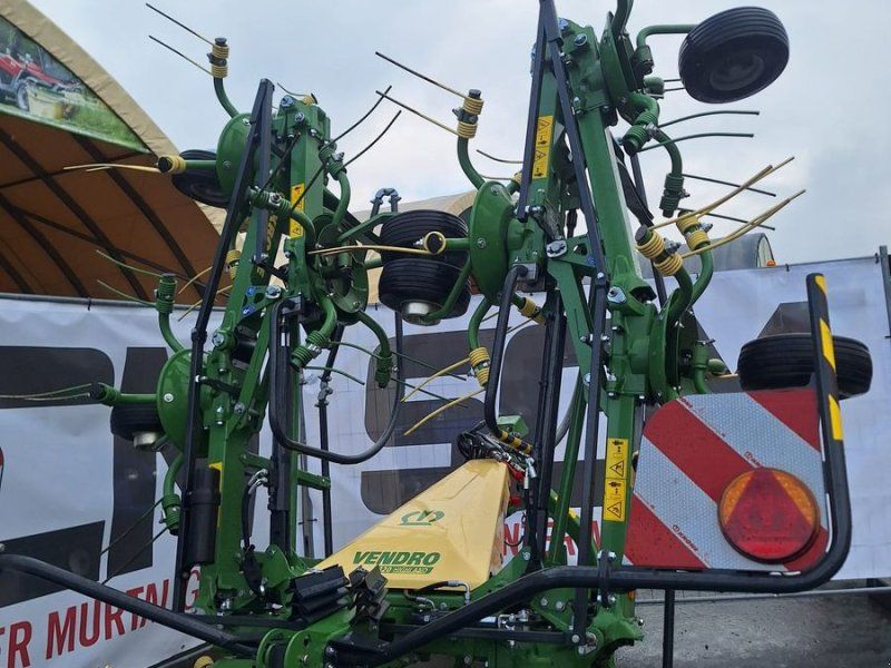 Krone Vendro 820