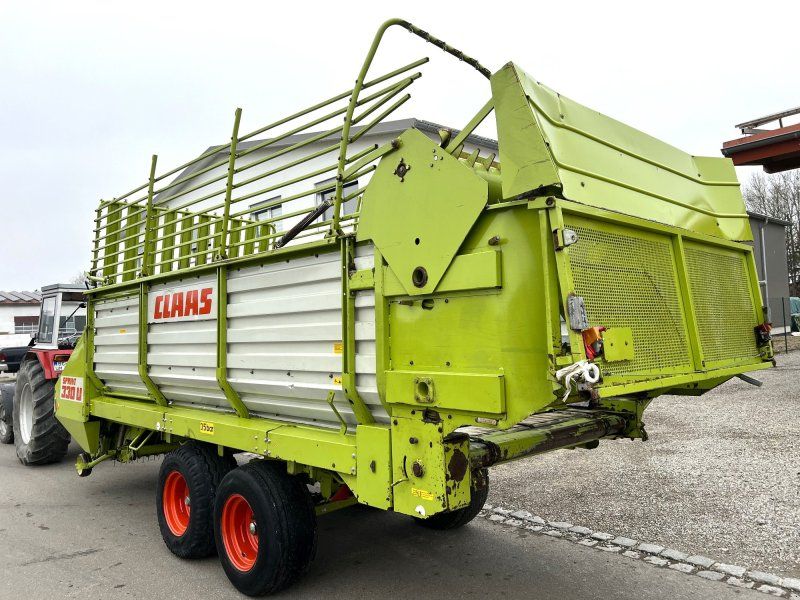 Claas Sprint 330 U Tandem mit drei Dosierwalzen