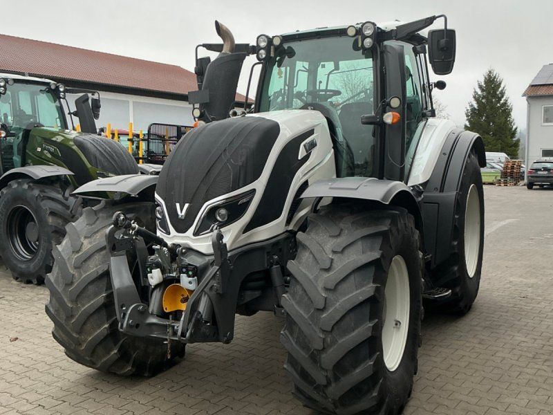 Valtra T214 D