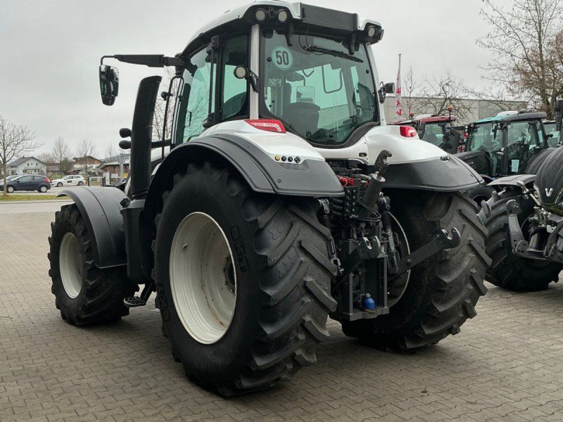 Valtra T214 D