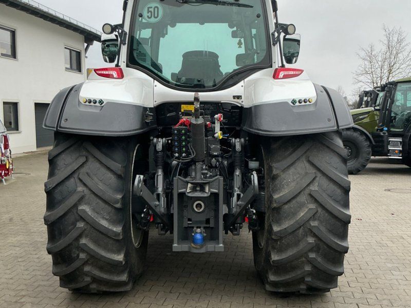 Valtra T214 D