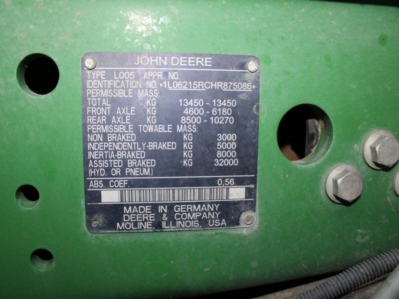 John Deere 6215R Nr.: 086