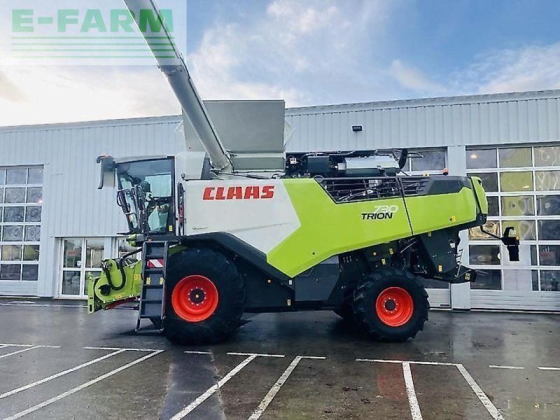 Claas trion 730