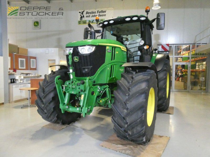 John Deere 6R 250