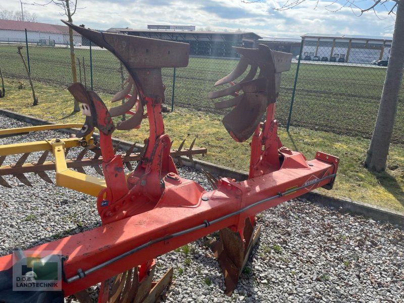 Kuhn Vari-Master 153 mit Schollencracker