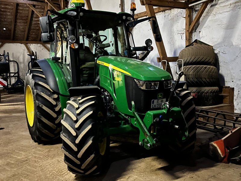 John Deere 5100R