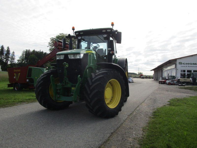 John Deere 7250R