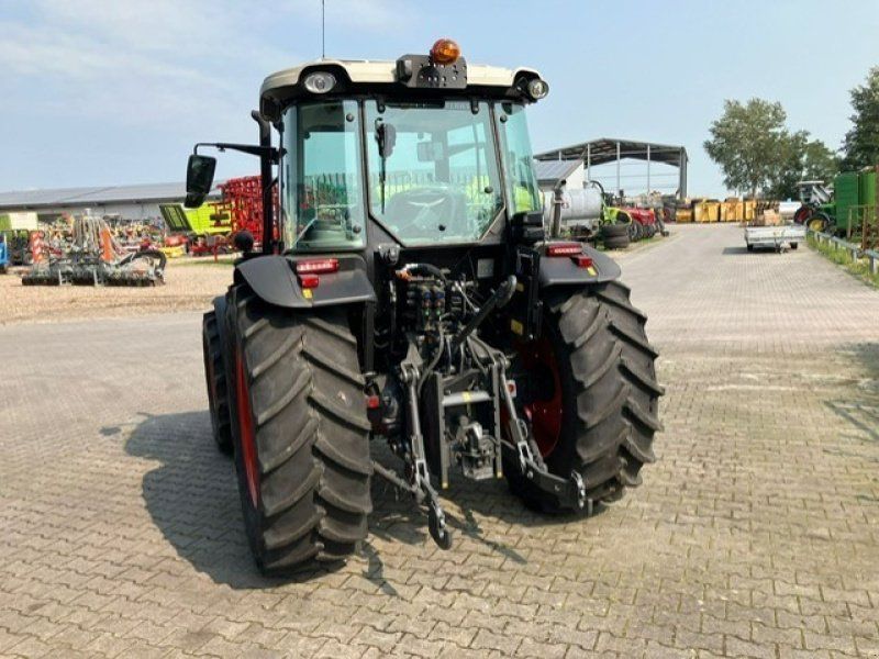 Claas Axos 240 Advanced