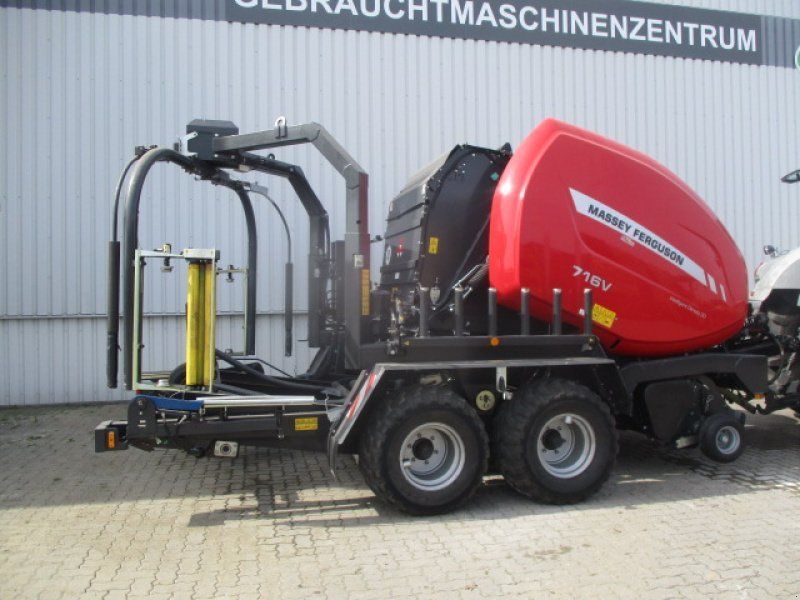 Massey Ferguson 716 Press-Wickel-Komb