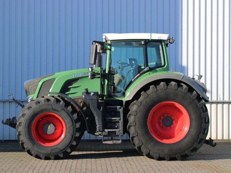 Fendt 828 Vario S4 Profi+