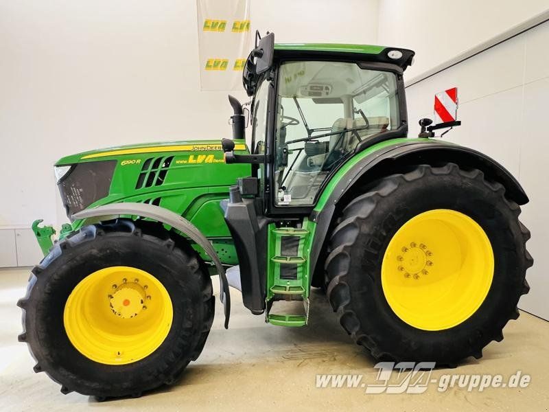 John Deere 6190R