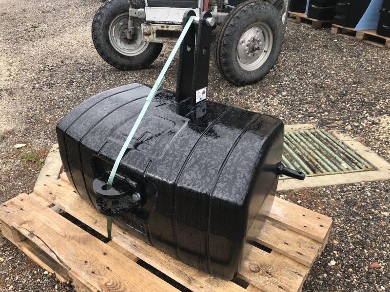 Massey Ferguson Beton  NG 400 kg