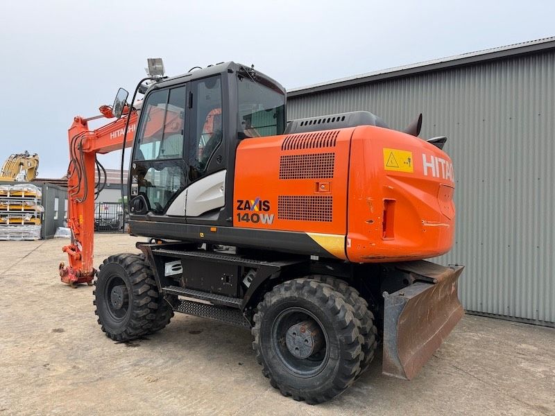 Hitachi ZX 140 W-5