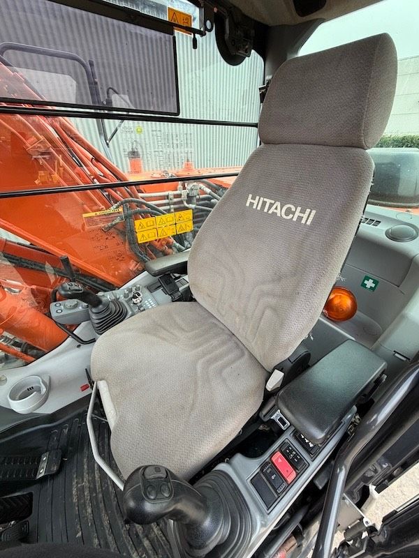 Hitachi ZX 140 W-5
