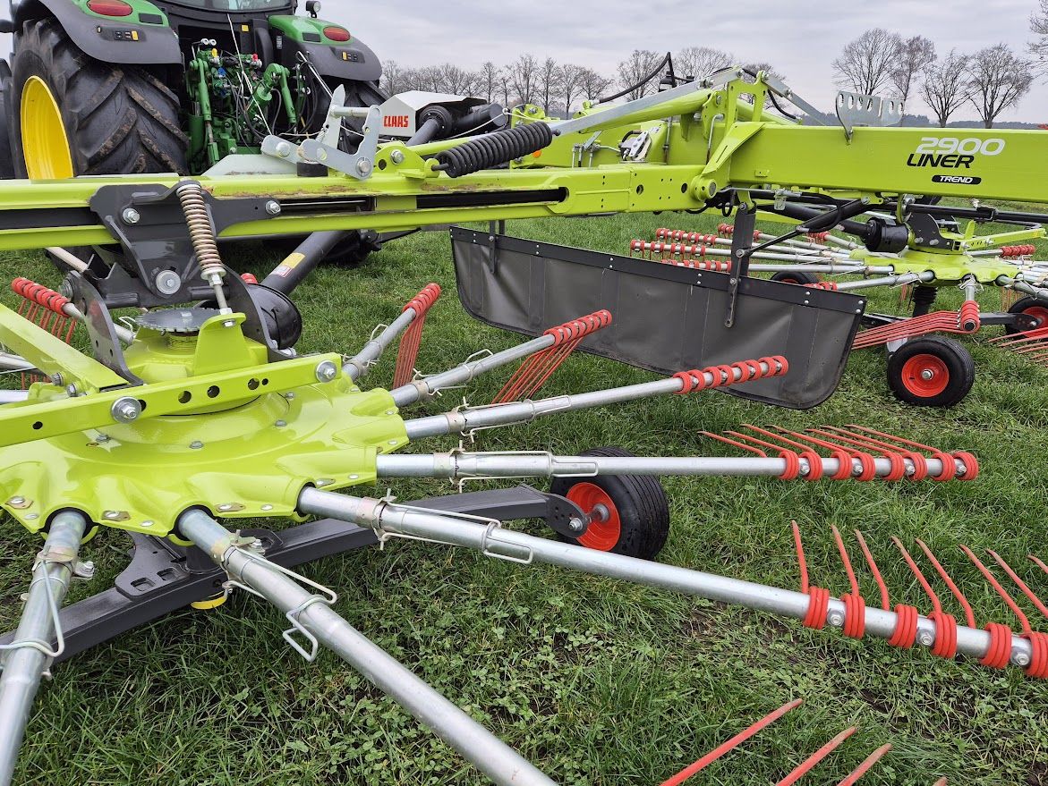 Claas Liner 2900 Trend dubbele hark