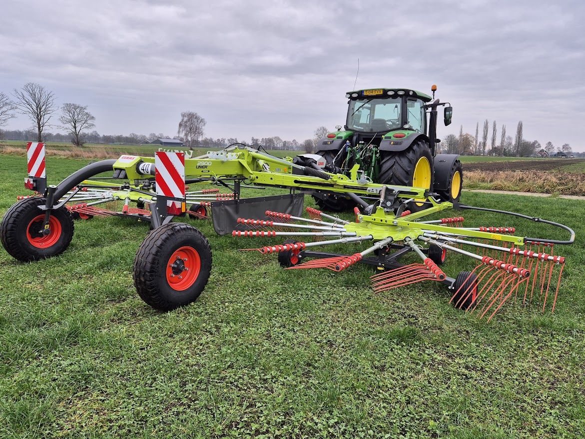Claas Liner 2900 Trend dubbele hark