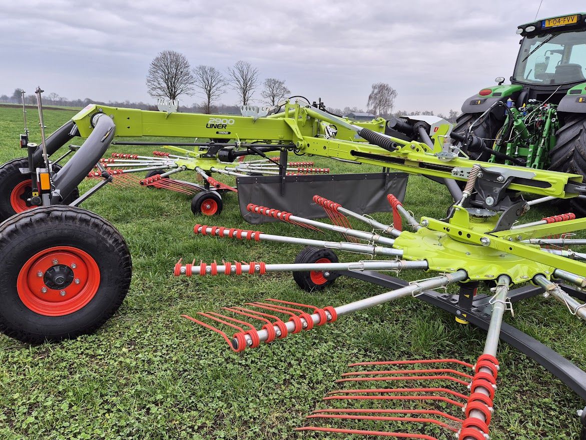 Claas Liner 2900 Trend dubbele hark