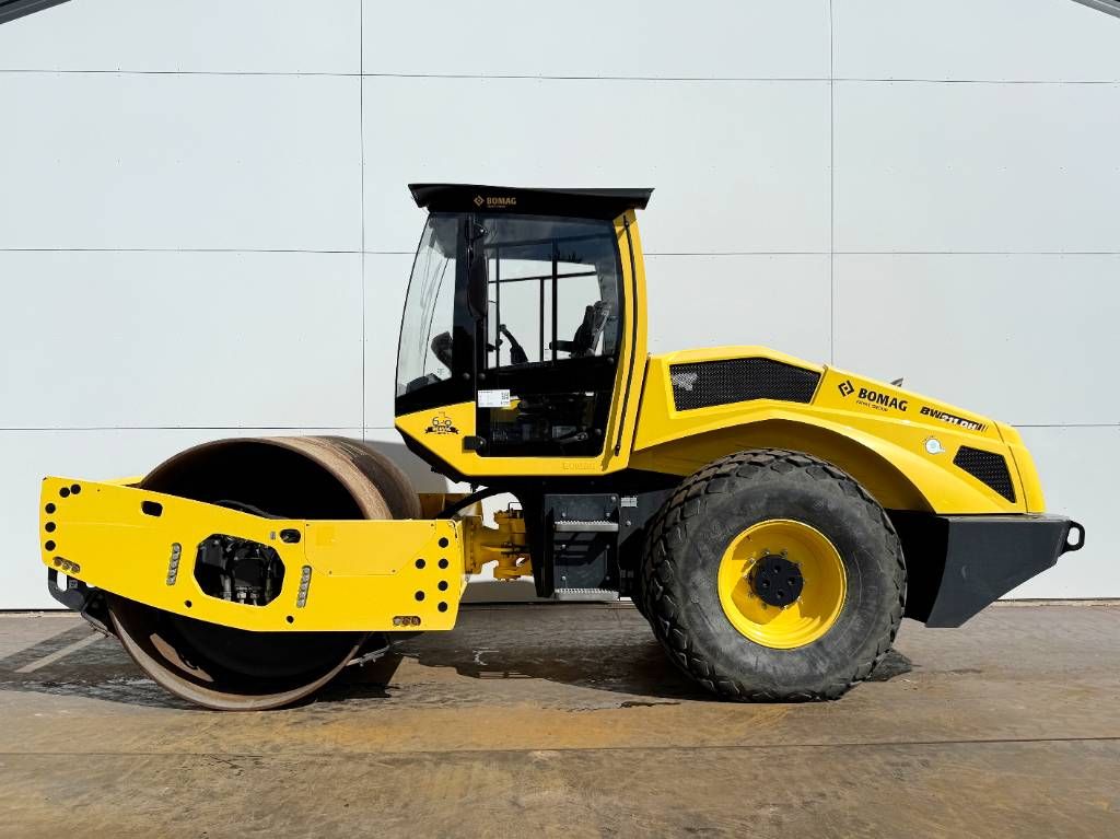 Bomag BW211DH-5 - German Machine / Only 1311 Hours