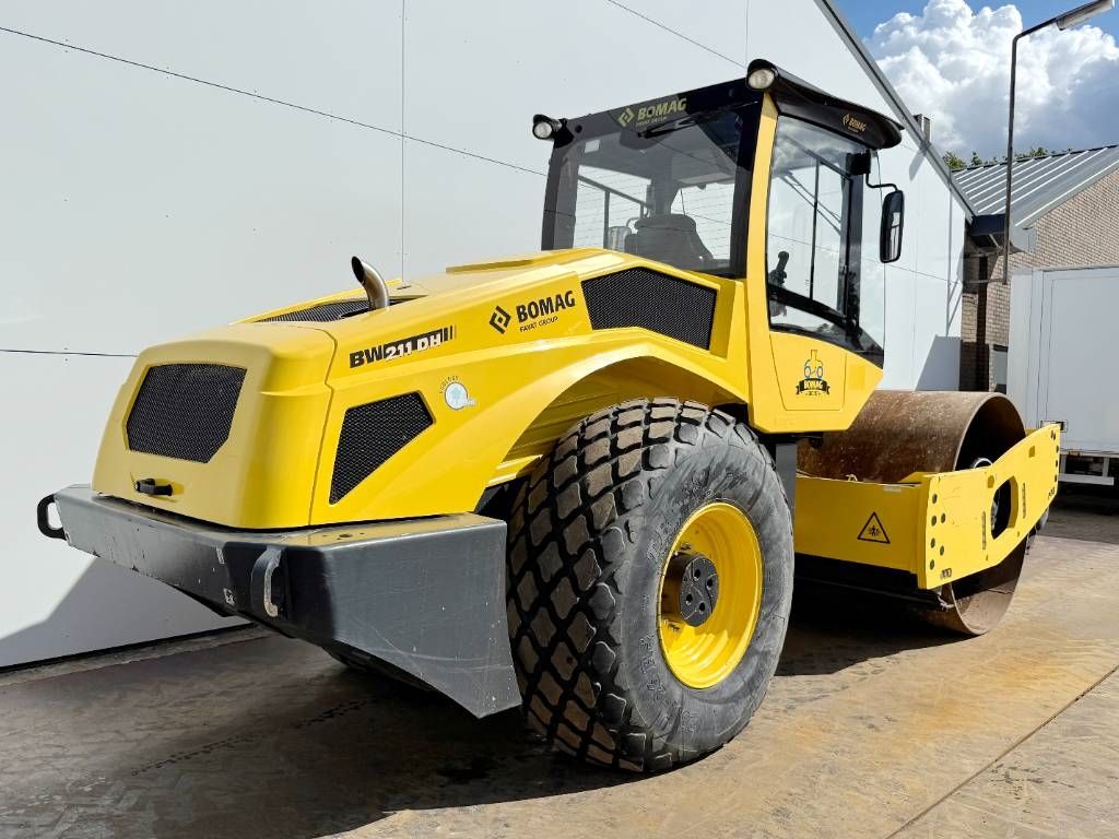 Bomag BW211DH-5 - German Machine / Only 1311 Hours