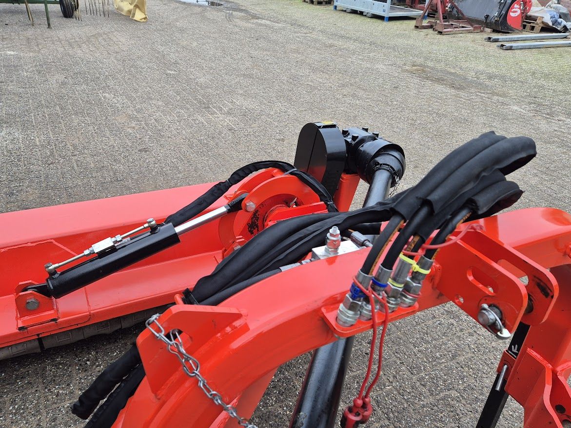 Boxer AGF 180 klepelmaaier