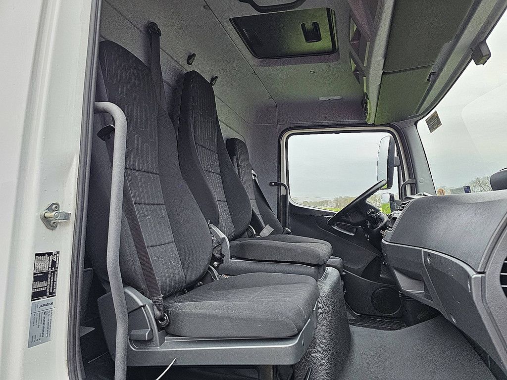 MERCEDES-BENZ ATEGO 818 taillift airco