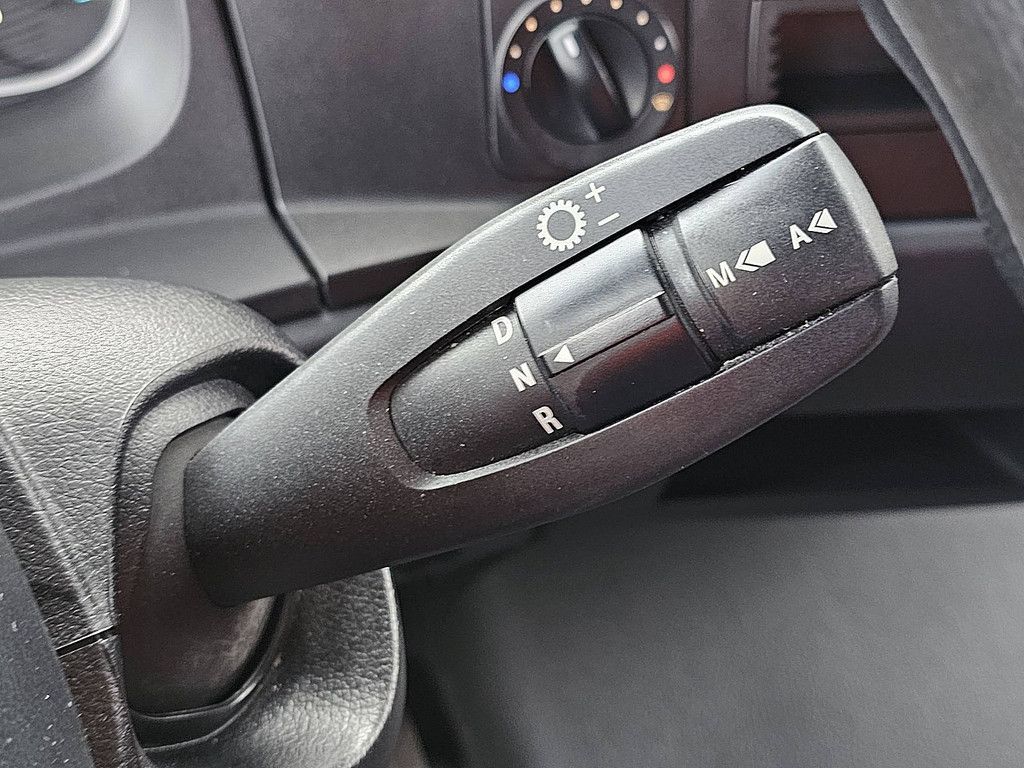 MERCEDES-BENZ ATEGO 818 taillift airco