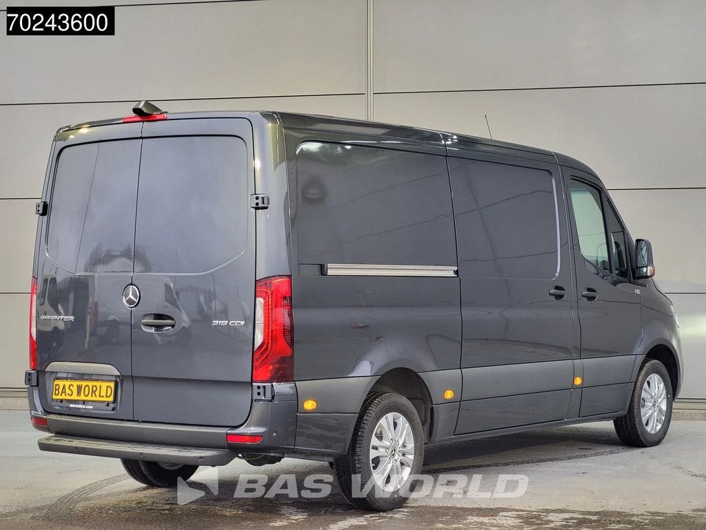 Mercedes Sprinter 319 CDI Automaat L2H1 2025model ACC LED Navi Camera Velgen 9m3 Airco