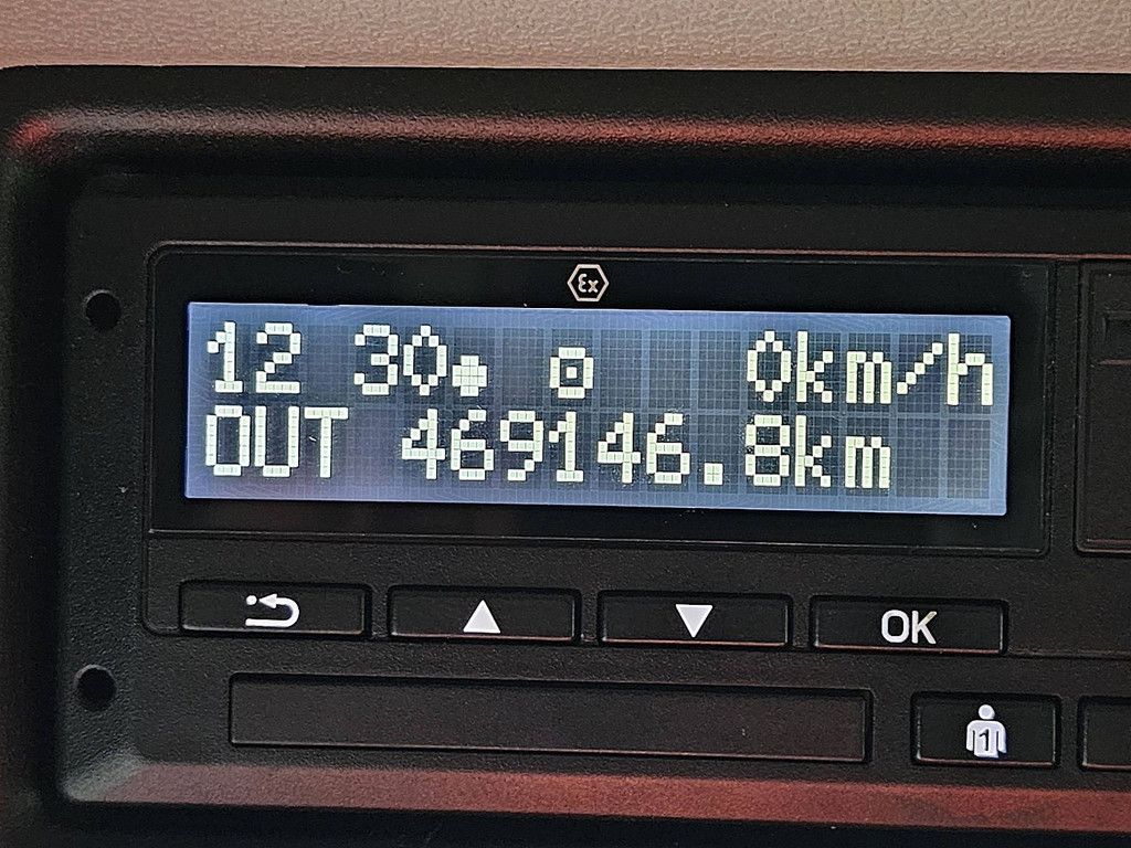 SCANIA P280 nb 2t lift led navi