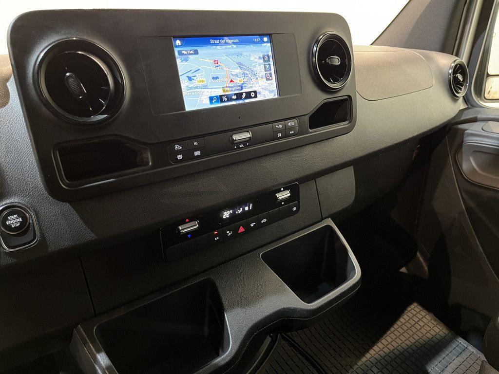 Mercedes-Benz Sprinter 314 CDI L1H1 Automaat / Servicebus / Bott Inrichting / Euro 6 / Airco / CarPlay / Cruise Control Adap. / Camera / Navigatie / LED