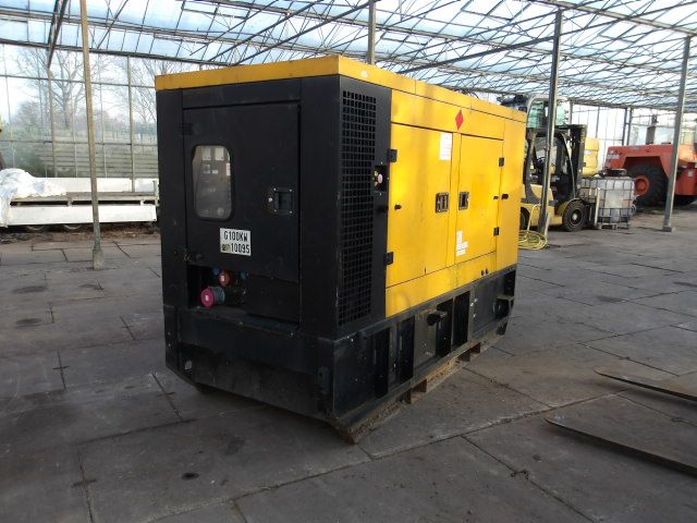 4 x industriele generatoren