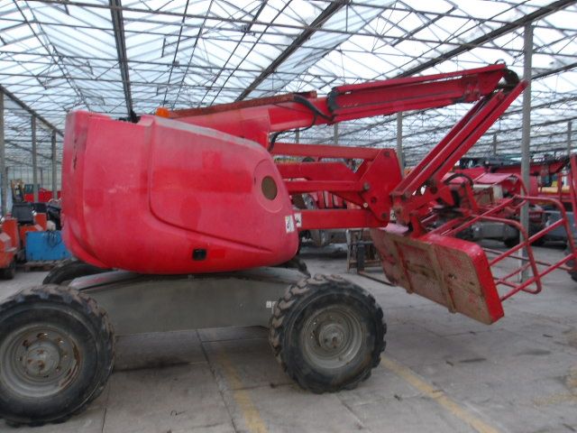 5x gebruikte knikarm hoogwerkers Genie / Haulotte