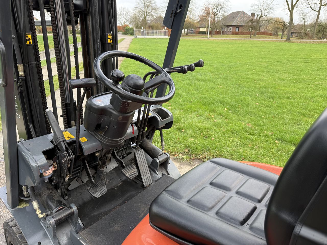 Toyota 1.8 tonner lpg triplex 4.7M Sideshift + nieuwe beurt