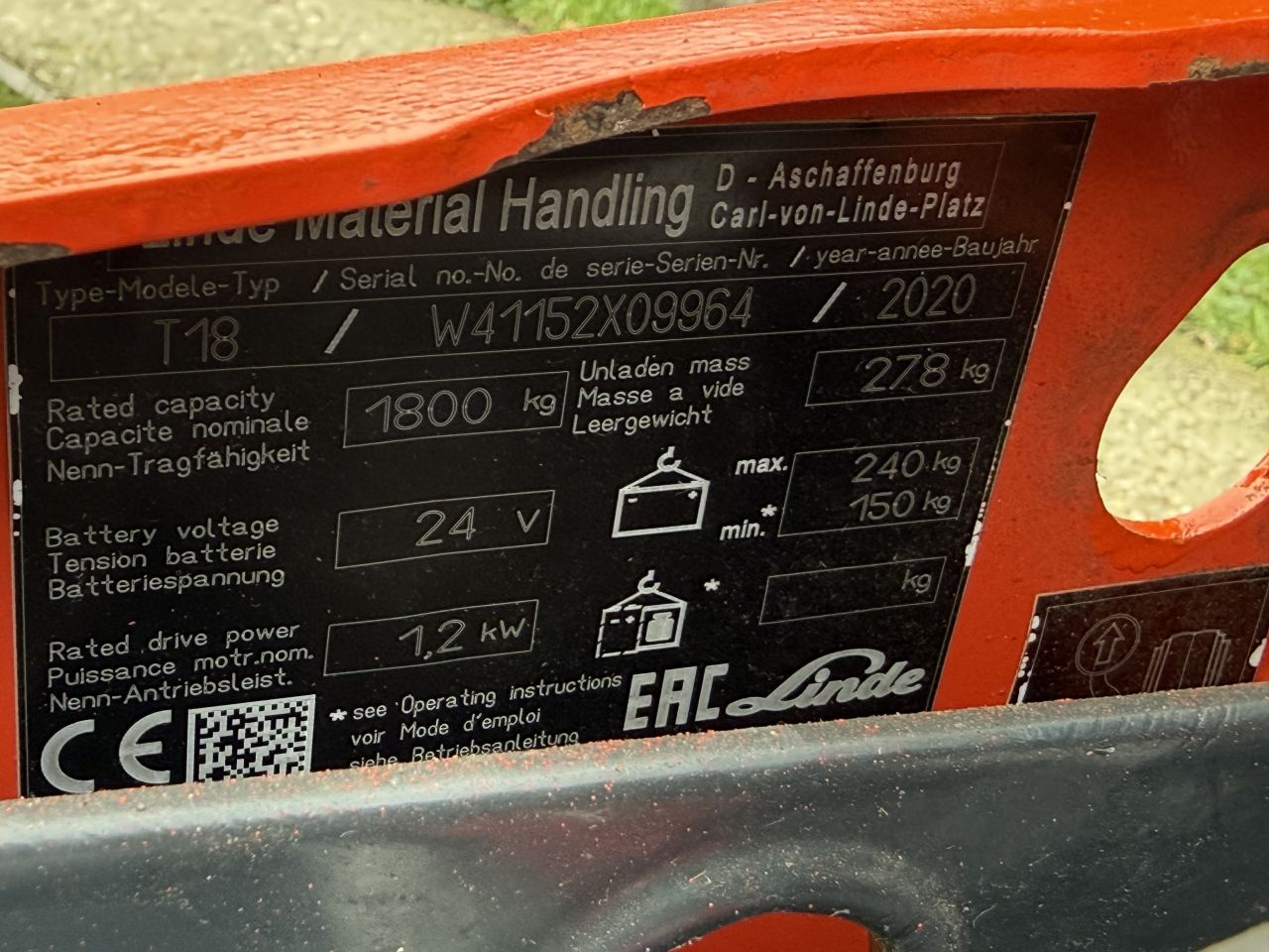 Linde T18 elektr palletwagen | BJ 2020 | geïntrigeerde lader