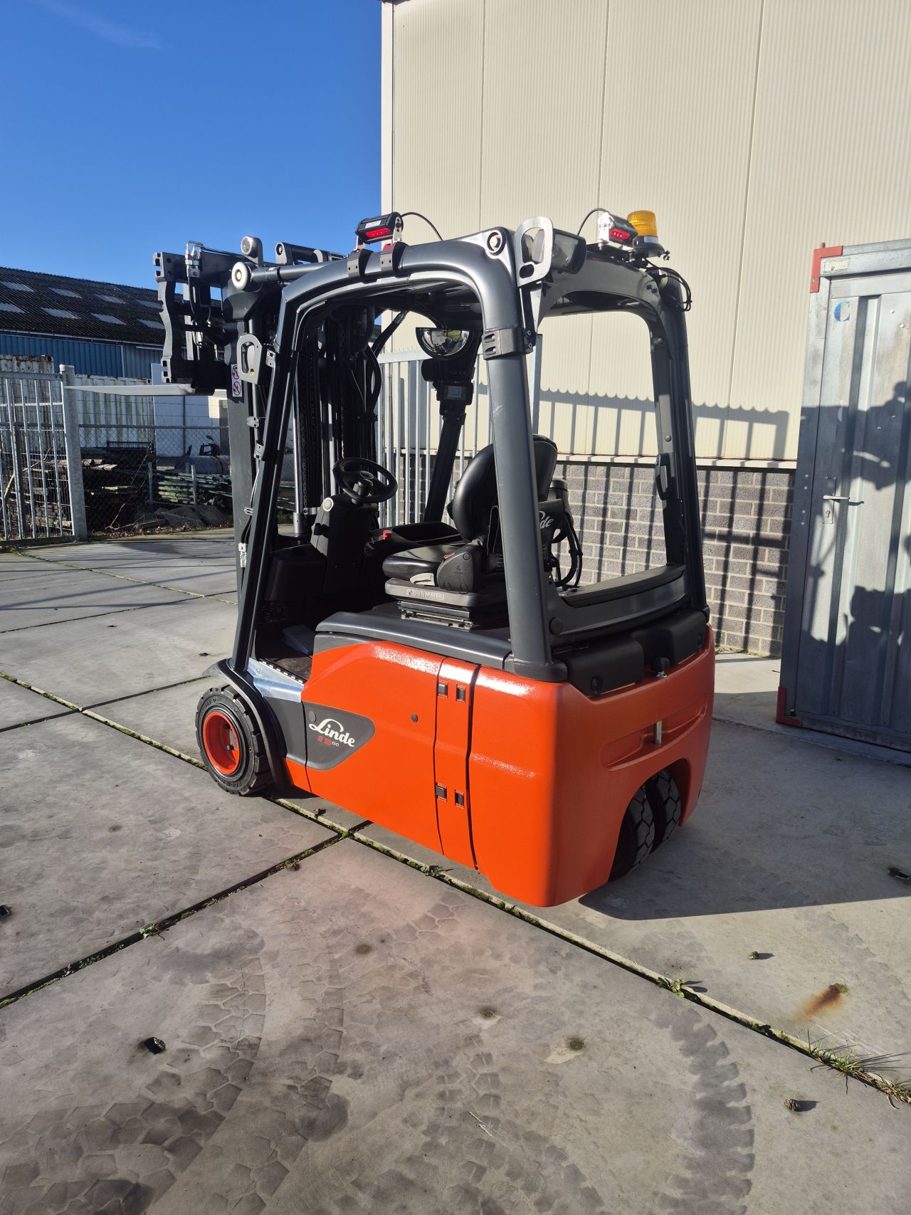 Linde E18-01 triplex sideshift vorkversteller bj 2019 3425 uur