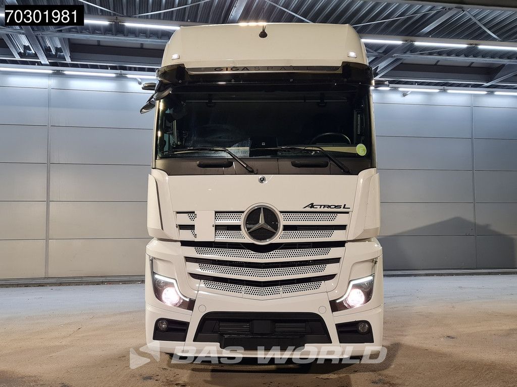 Mercedes Actros 1945 4X2 GigaSpace MirrorCam Euro6