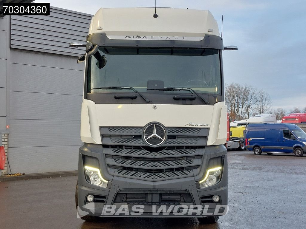 Mercedes Actros 1845 4X2 GigaSpace Retarder MirrorCam Navi Euro 6