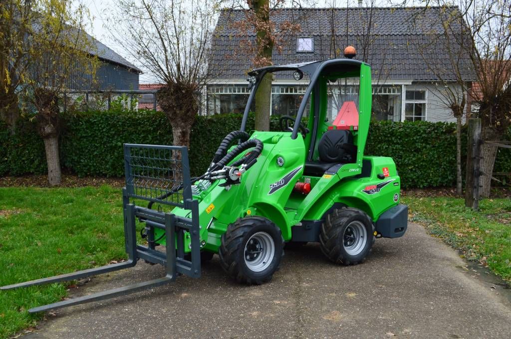 Avant 530 TDL+ Kniklader/Shovel model 2026