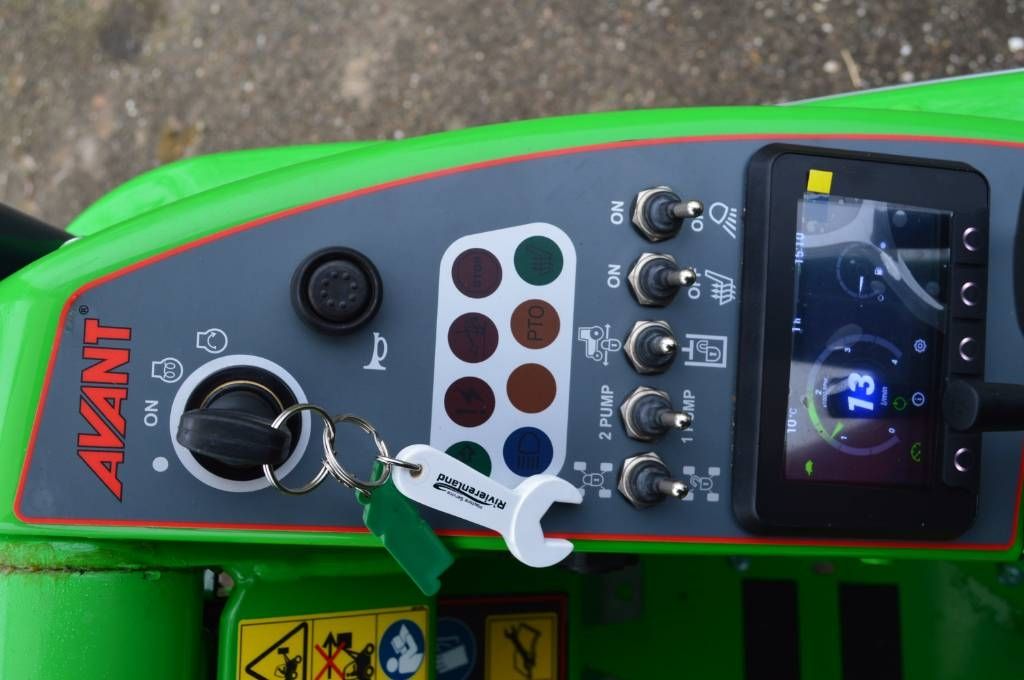 Avant 530 TDL+ Kniklader/Shovel model 2026