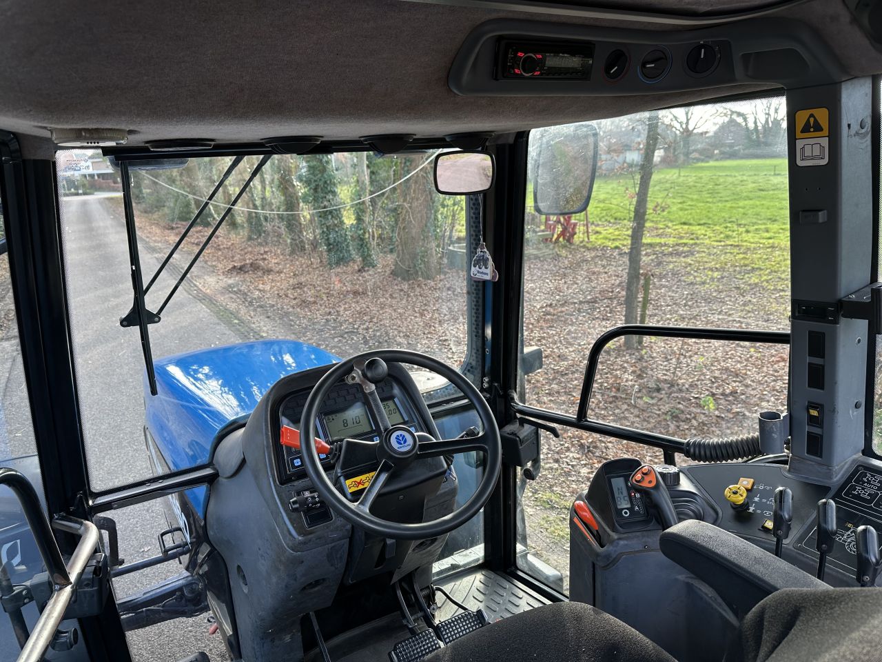 New Holland 8360