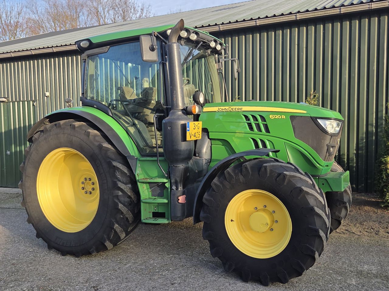 John Deere 6120R