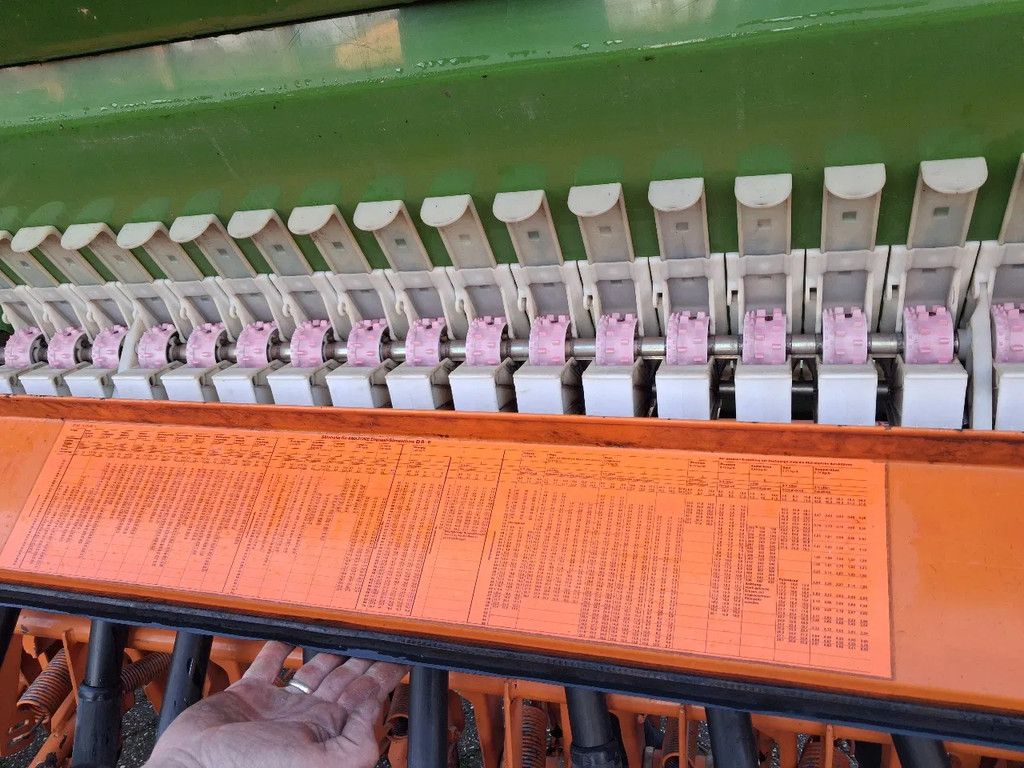 Amazone Schudeg D8 30E zaaimachine 3m met schudeg