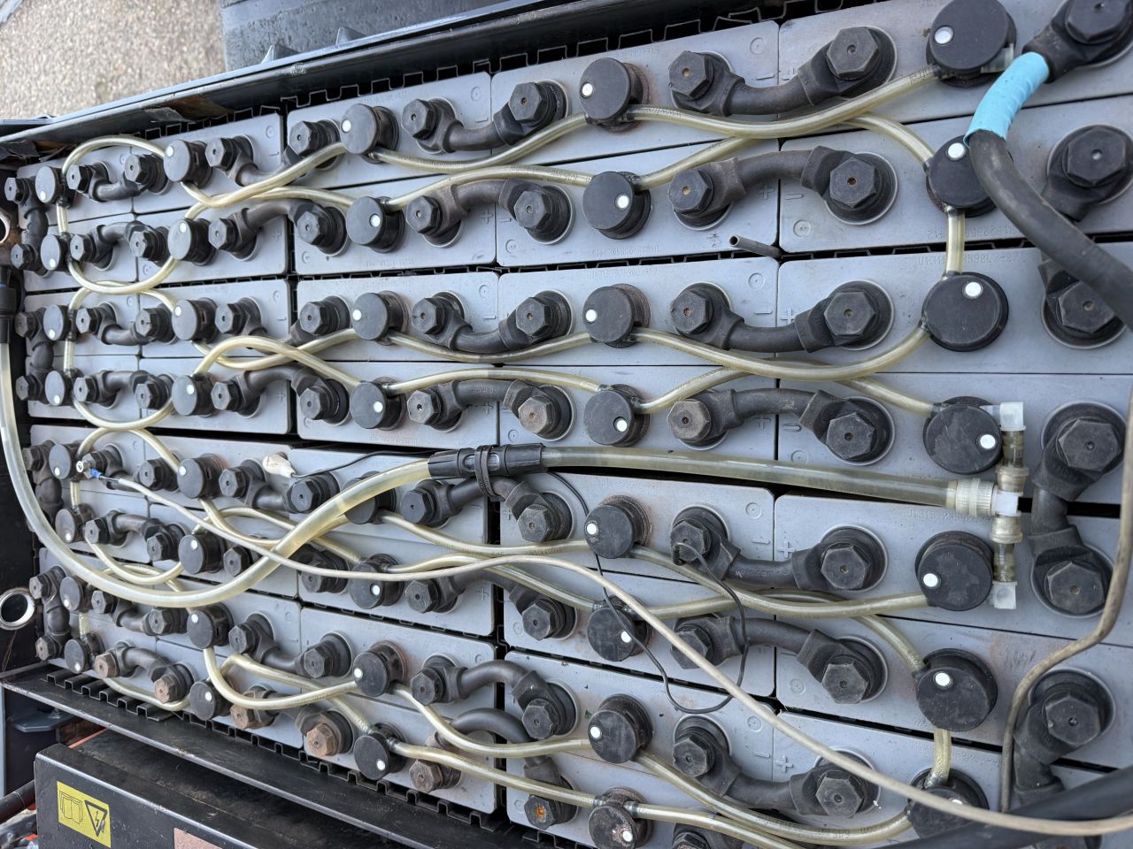 Toyota 2000KG triplex 4.7M Sideshift BJ2016 5400uur 80V