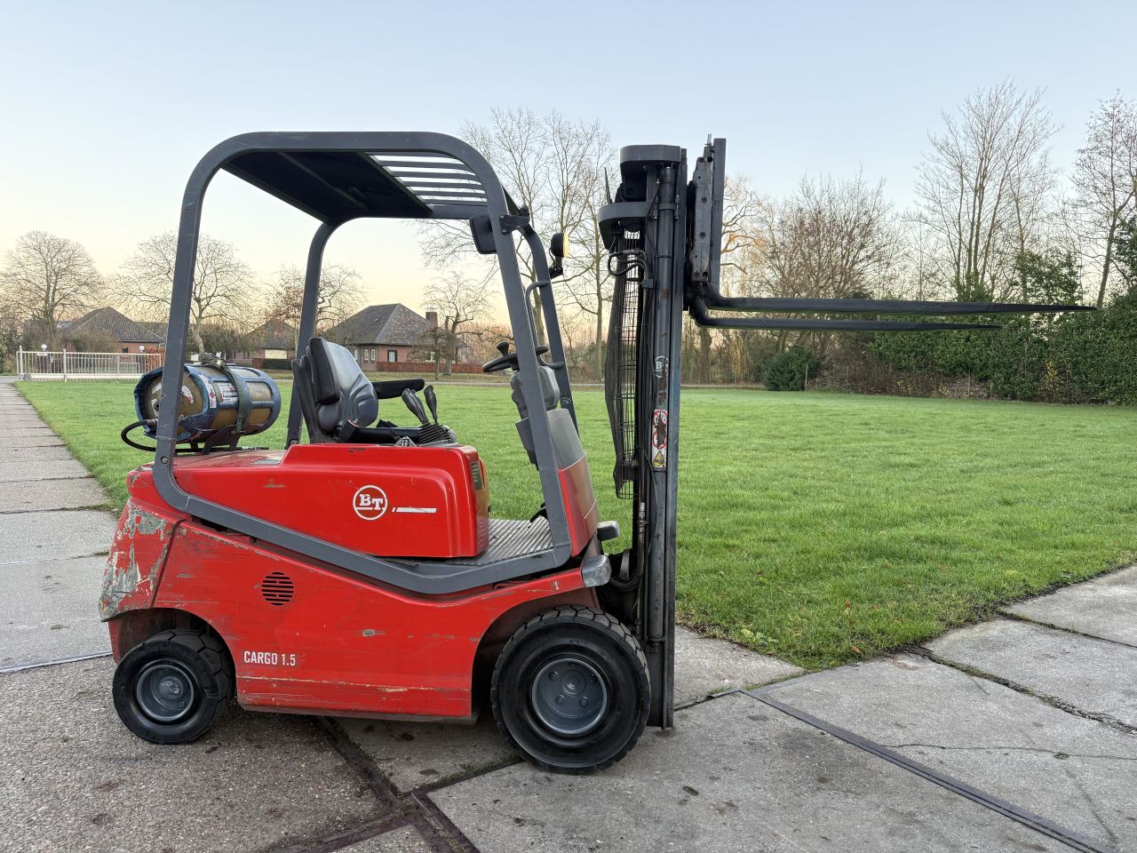 BT / Toyota 1.5 tonner lpg heftruck triplex Sideshift 4300 uur