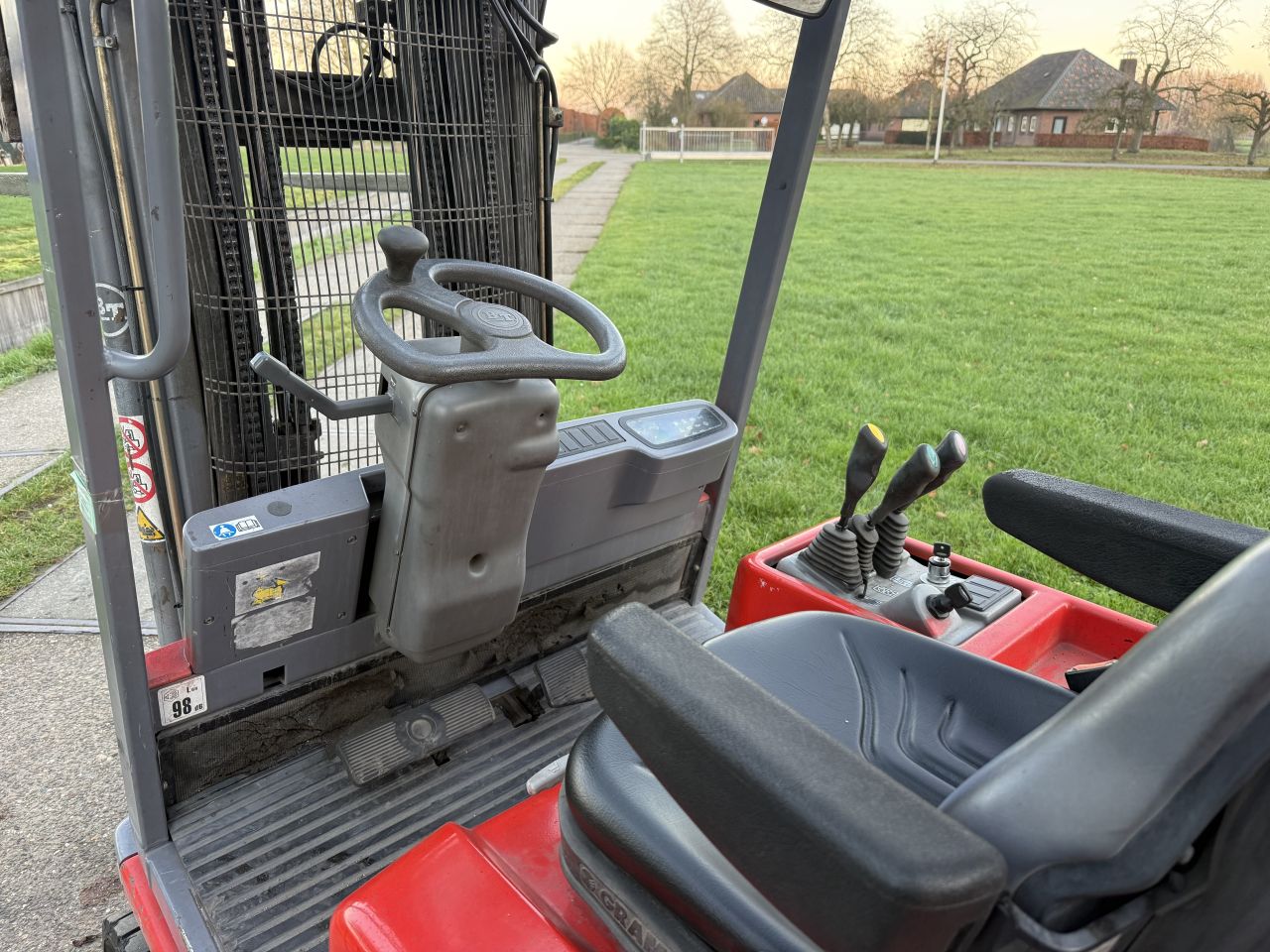 BT / Toyota 1.5 tonner lpg heftruck triplex Sideshift 4300 uur