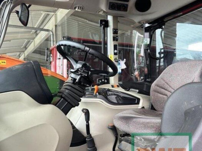 Massey Ferguson 4709M Dyna 2